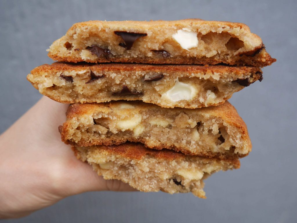 cup a la cake amsterdam - chocolate chip cookies