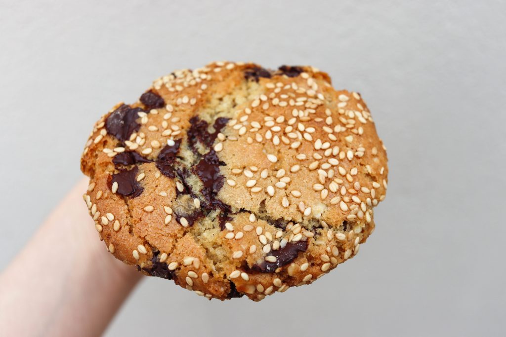 tahini dark chocolate cookie - spice deli london